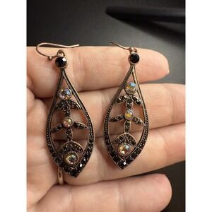 Beautiful Rhinestone Gun‎ Metal Earrings